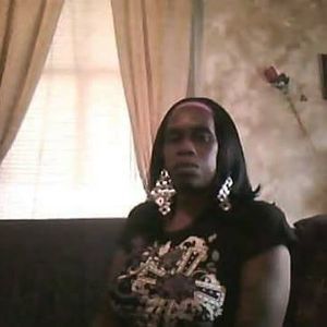 Meet your Posher, Selena